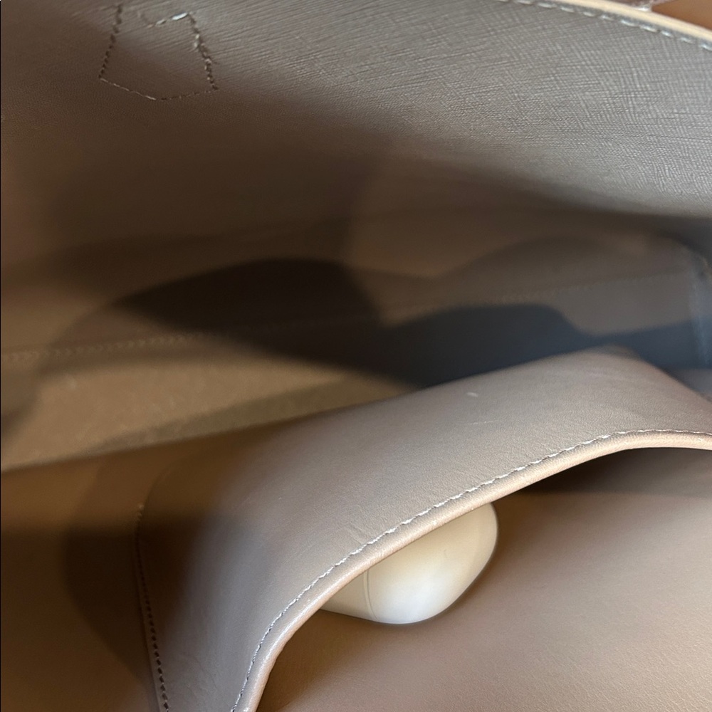 Women’s Taupe Tote Bag - Classic Everyday Handbag - Picture 12 of 15